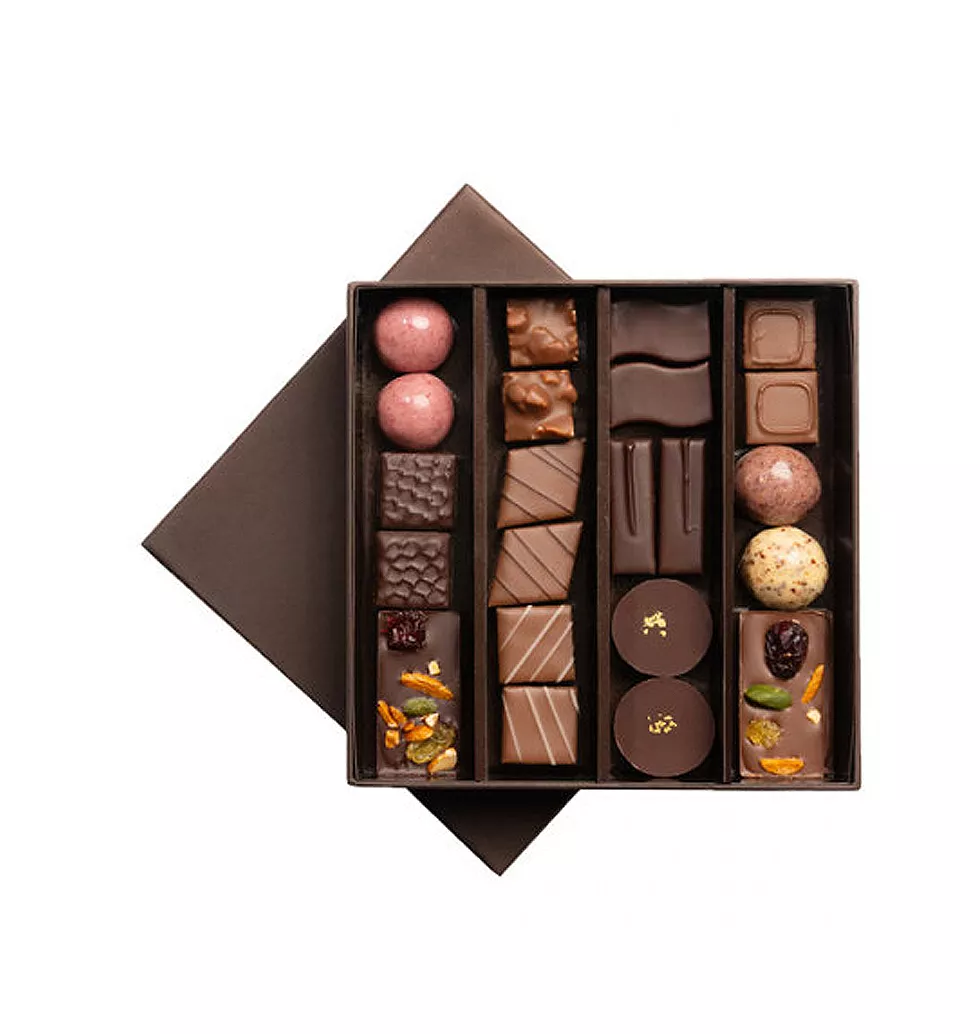 Luxurious Wine and Chocolate Gift Set