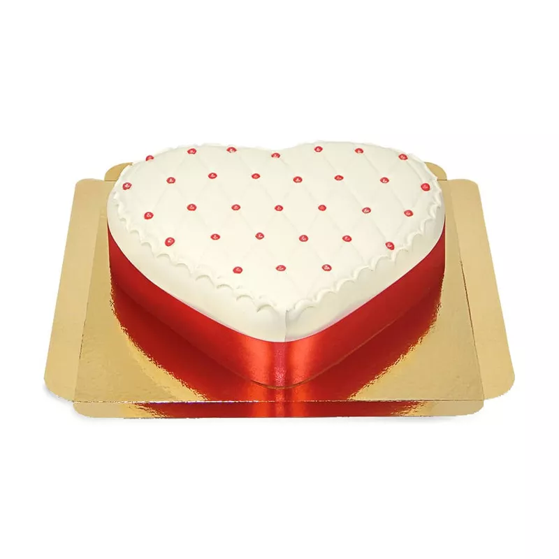 Charming Heart Cake for Every Occasion